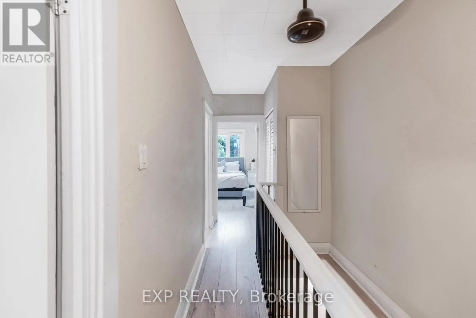 298 GAINSBOROUGH ROAD