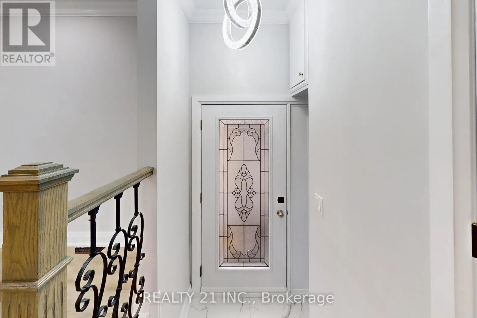 7 STONEY CREEK DRIVE