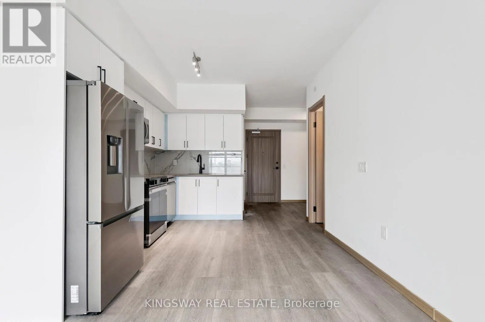 310 - 3421 SHEPPARD AVENUE E