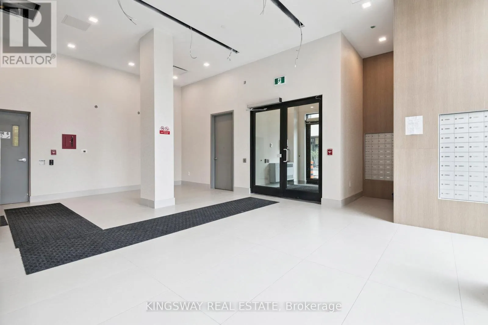 310 - 3421 SHEPPARD AVENUE E
