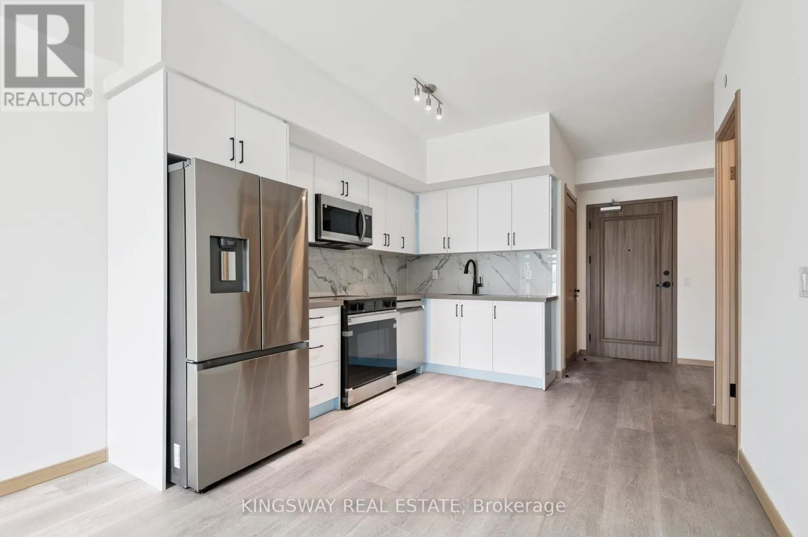 310 - 3421 SHEPPARD AVENUE E