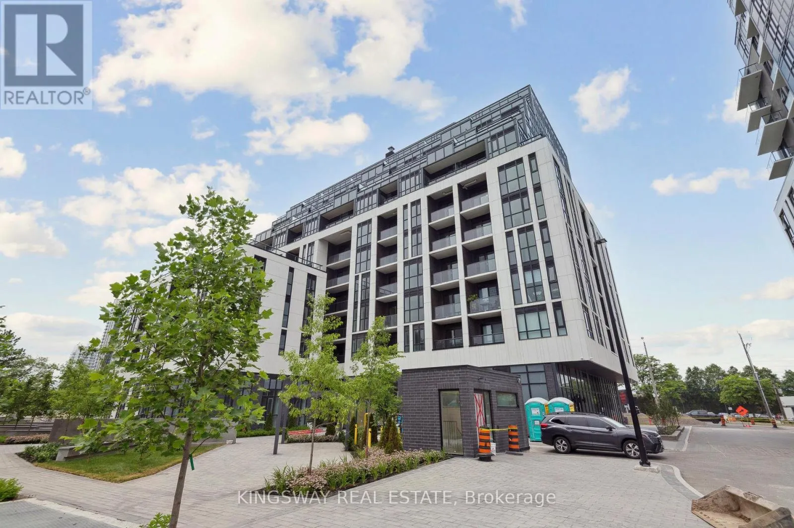 310 - 3421 SHEPPARD AVENUE E