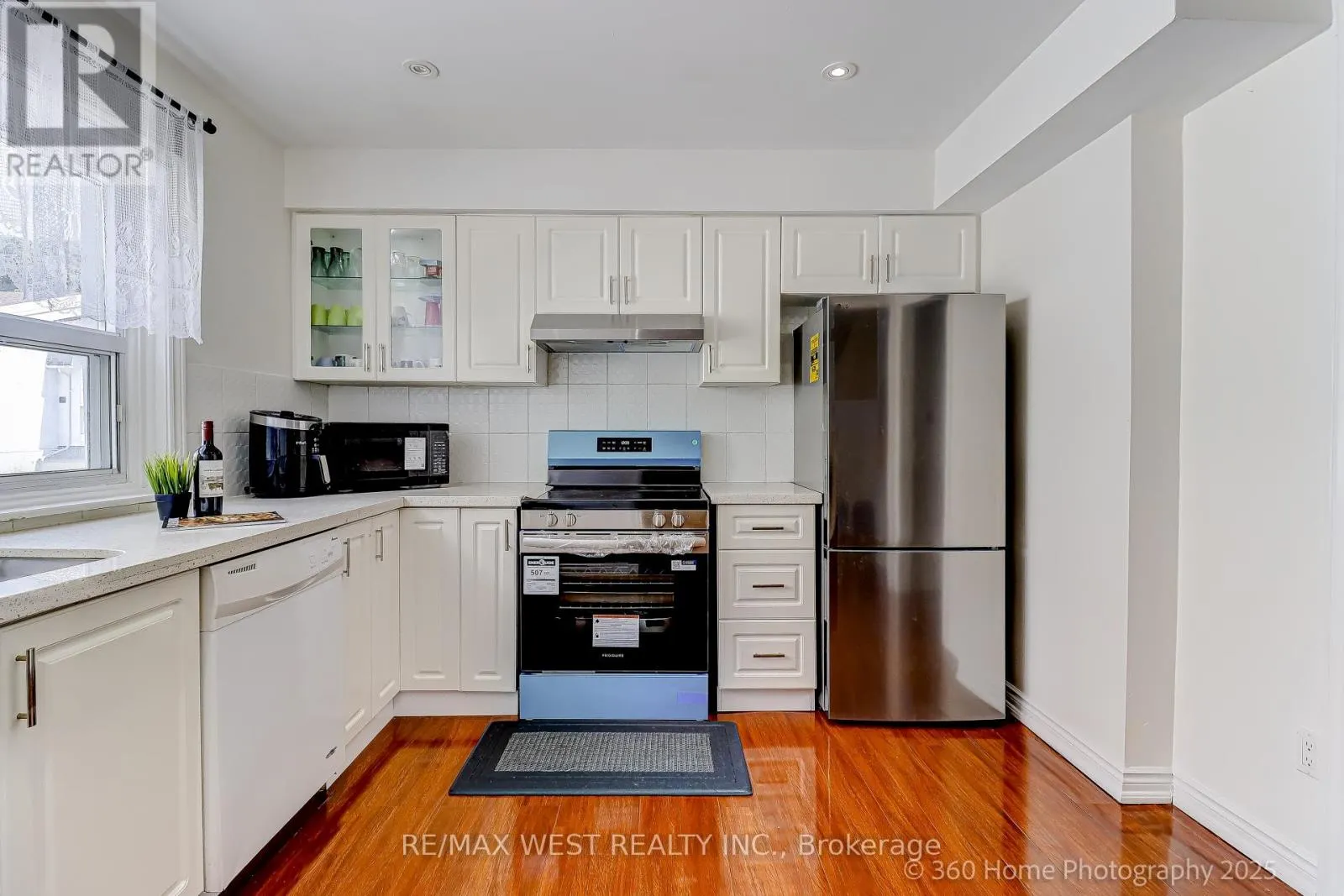10 - 21 TRAILRIDGE CRESCENT