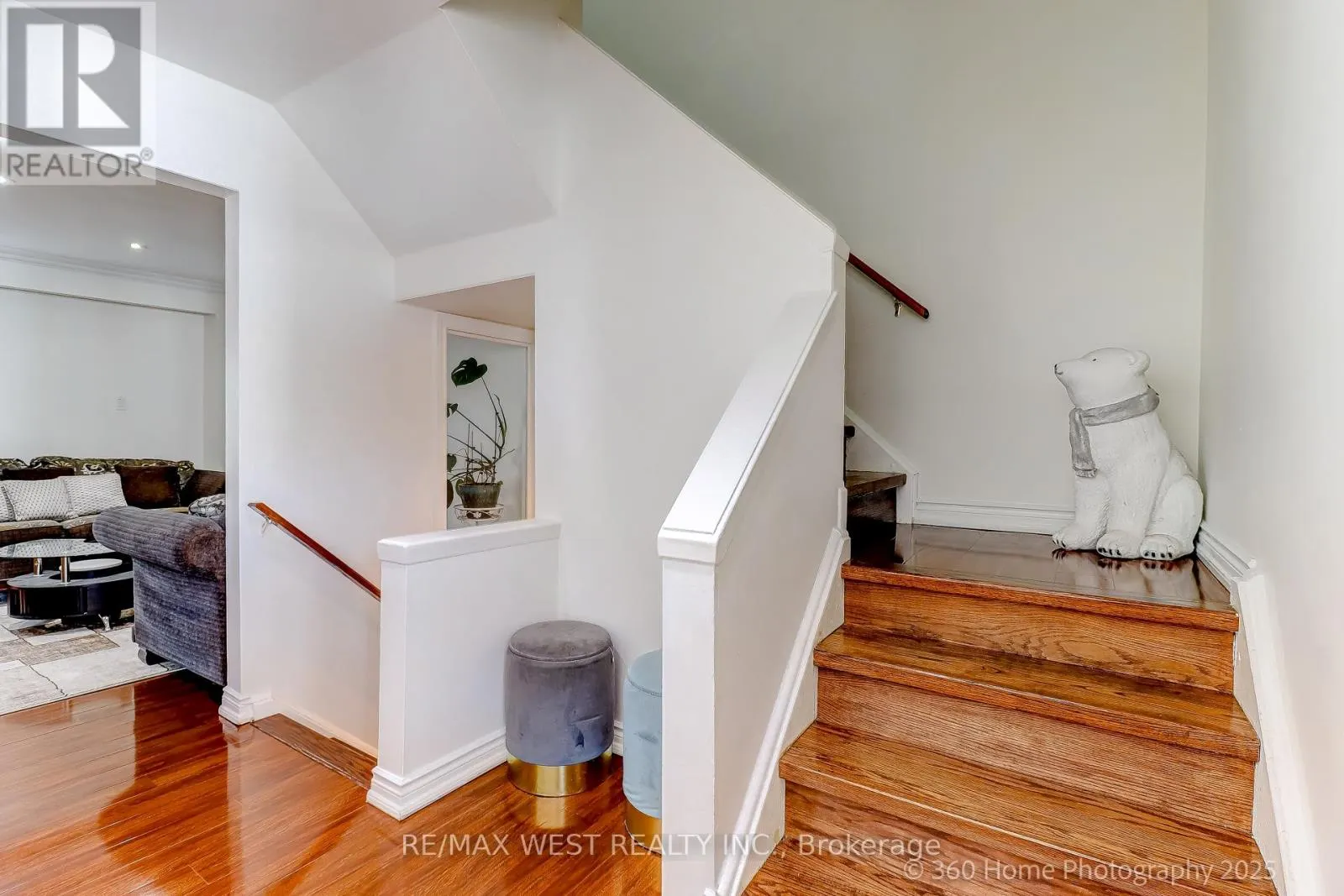 10 - 21 TRAILRIDGE CRESCENT