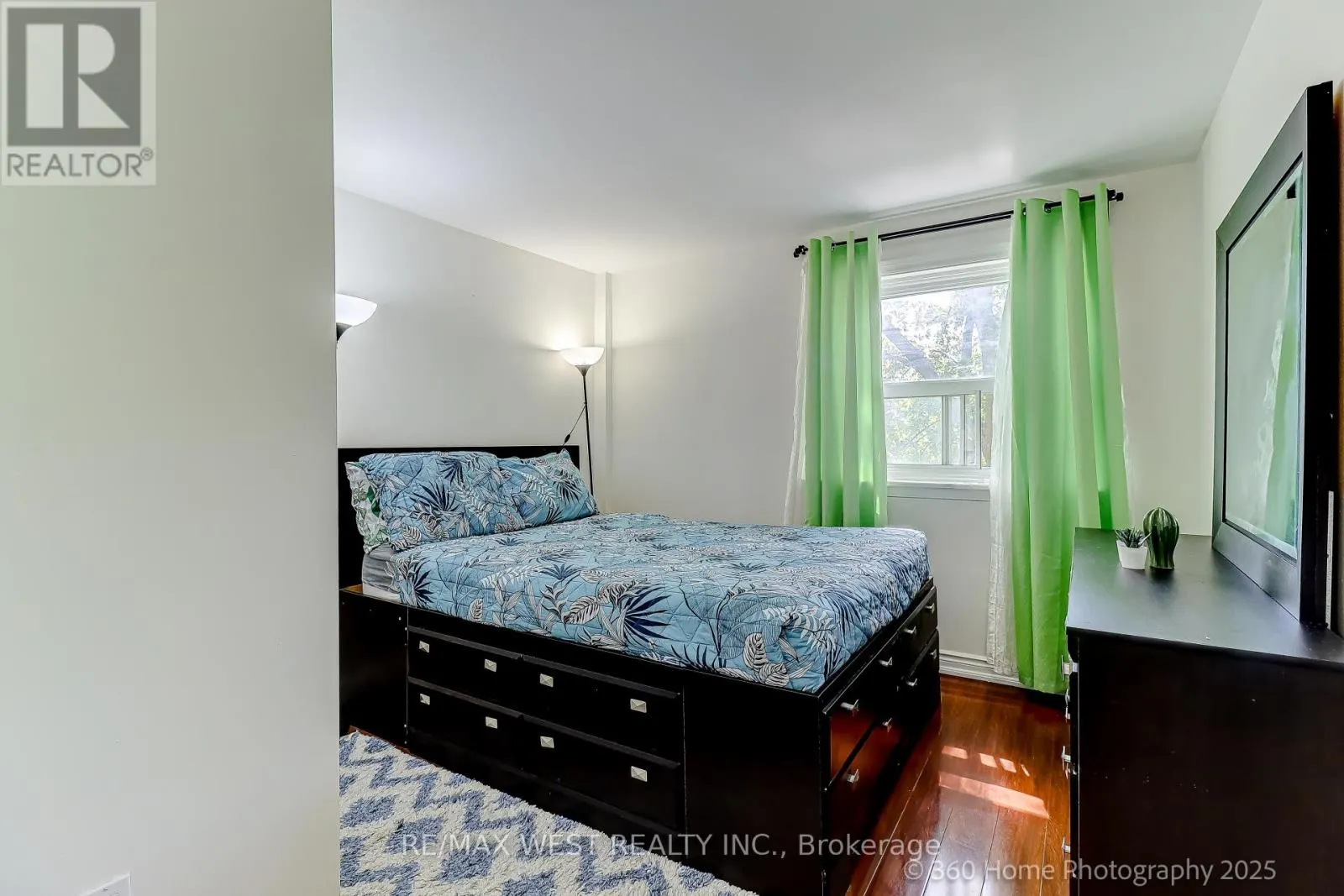 10 - 21 TRAILRIDGE CRESCENT