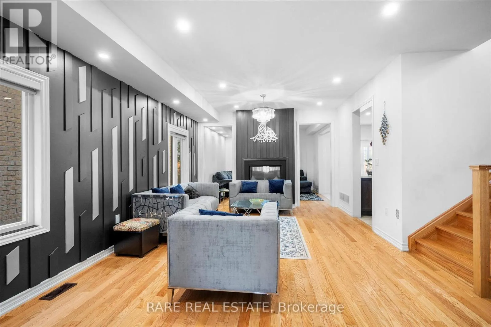 267 FLEETWOOD DRIVE