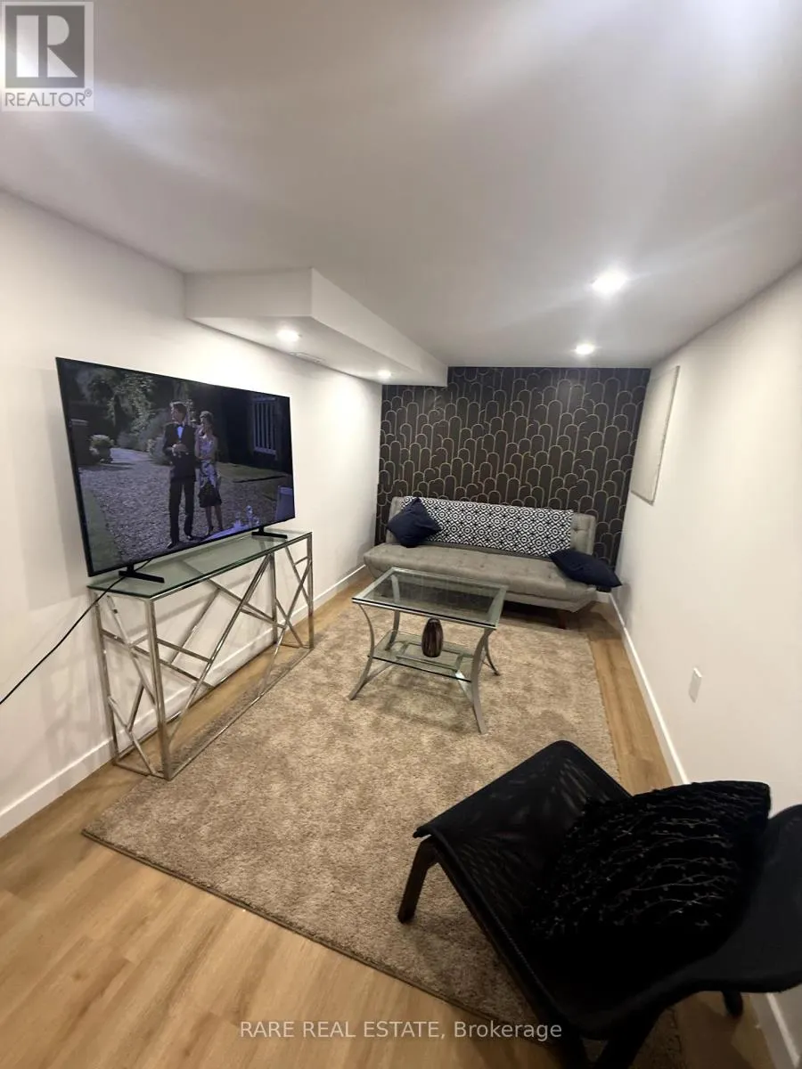 267 FLEETWOOD DRIVE