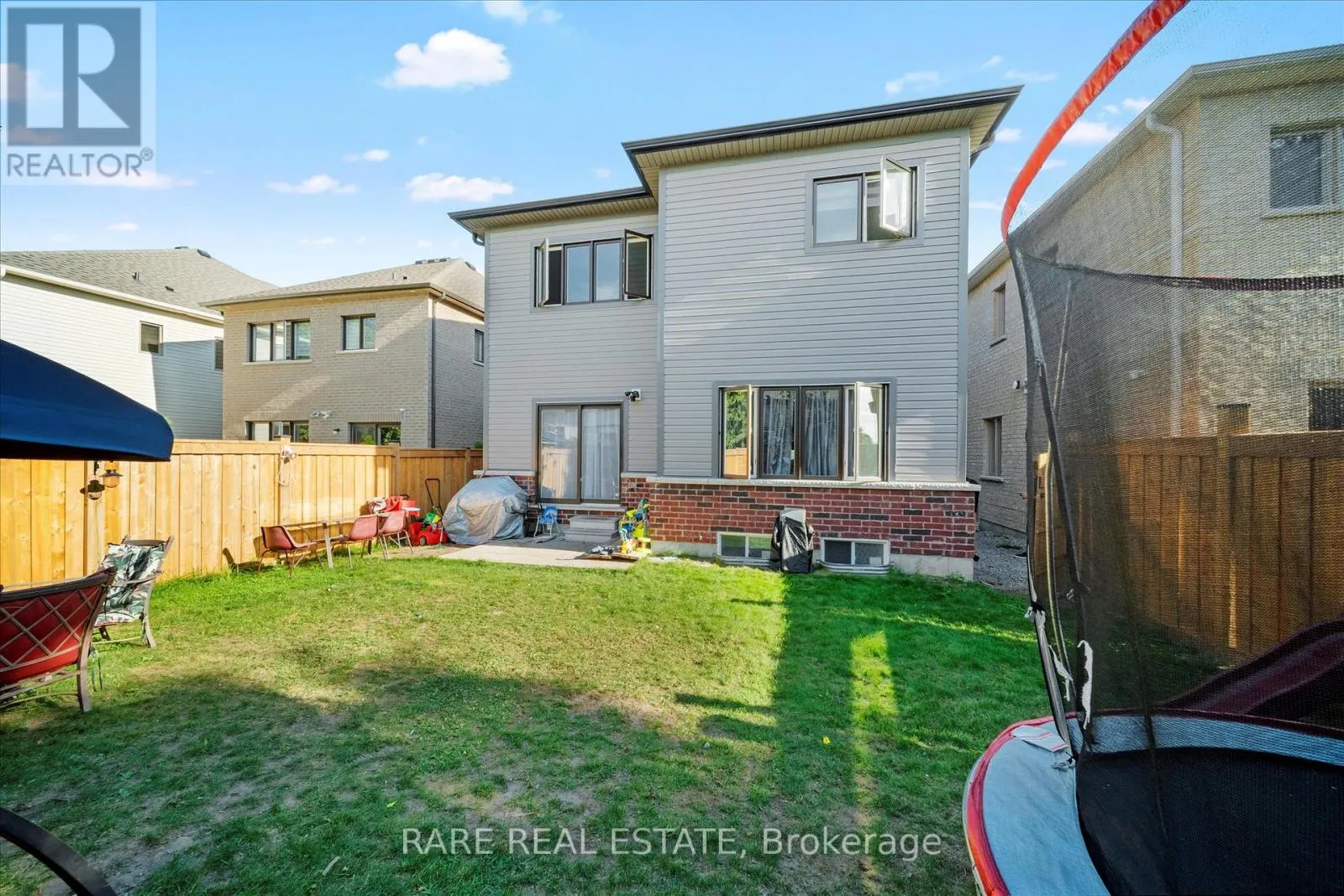 267 FLEETWOOD DRIVE