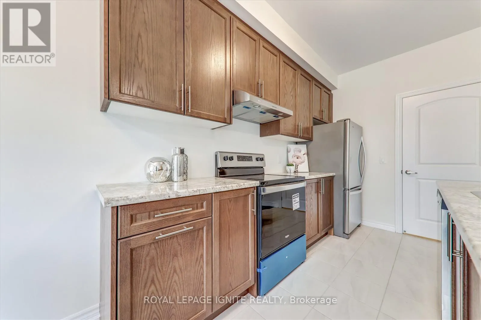 1120 THOMPSON DRIVE