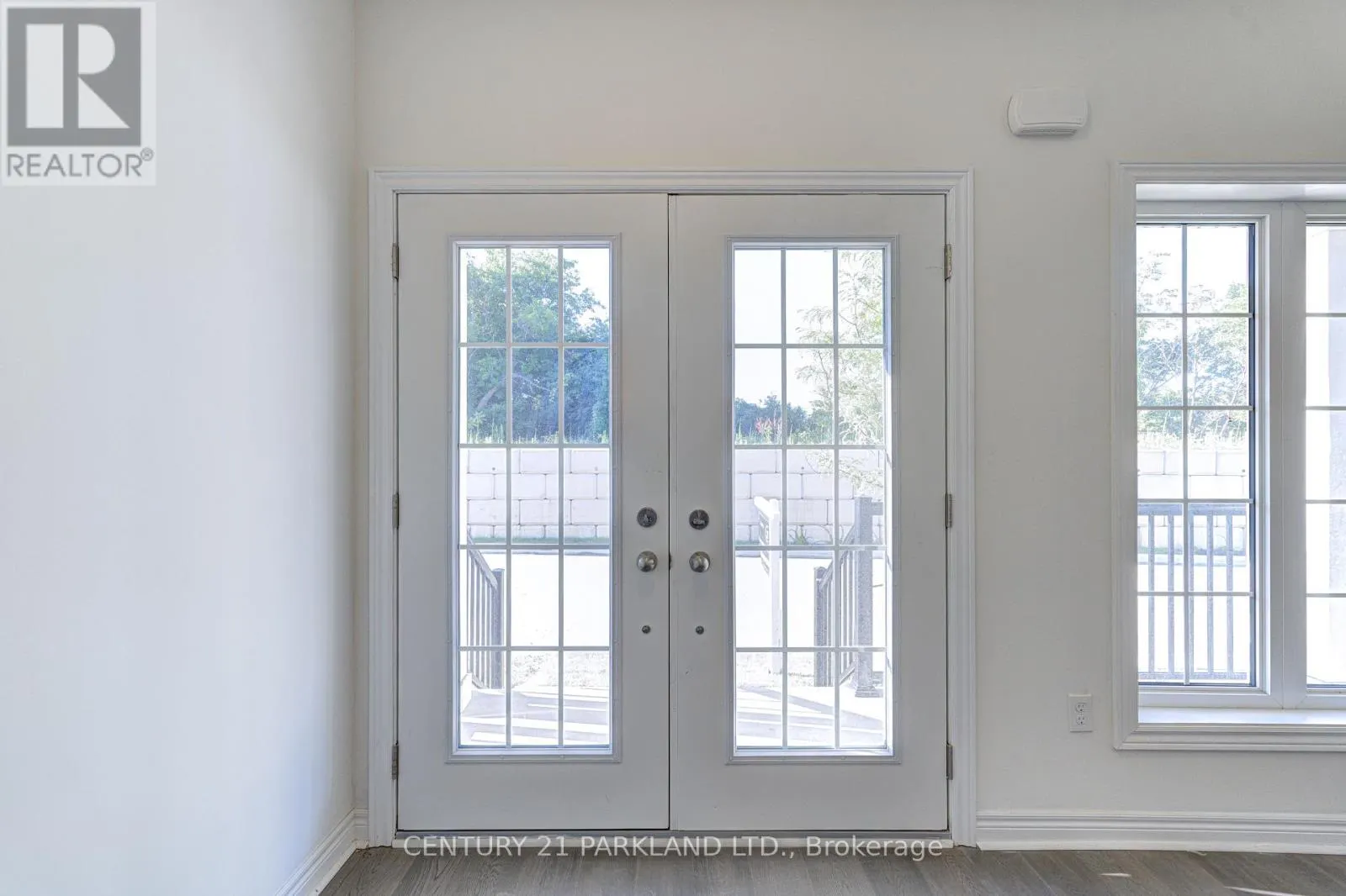 POTL #4 - 1741 FAIRPORT ROAD
