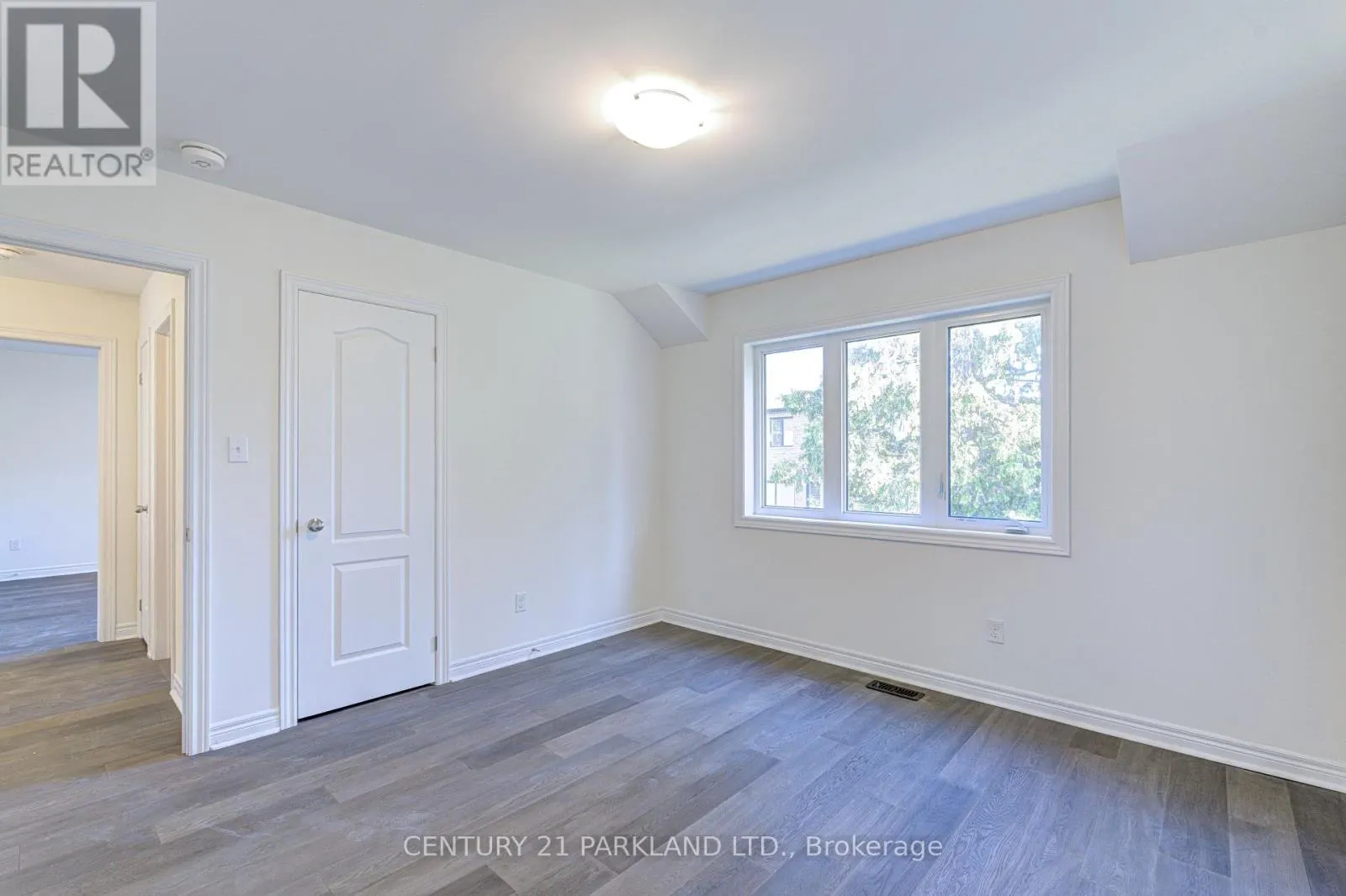 POTL #4 - 1741 FAIRPORT ROAD