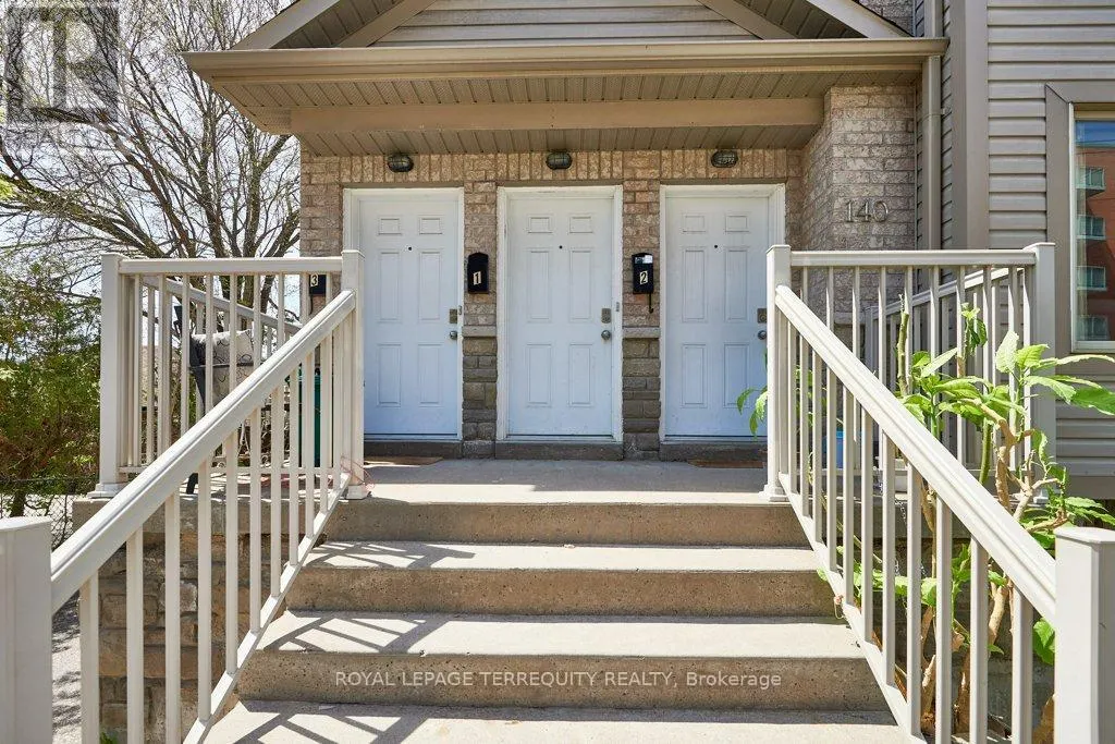 140 MARY STREET N