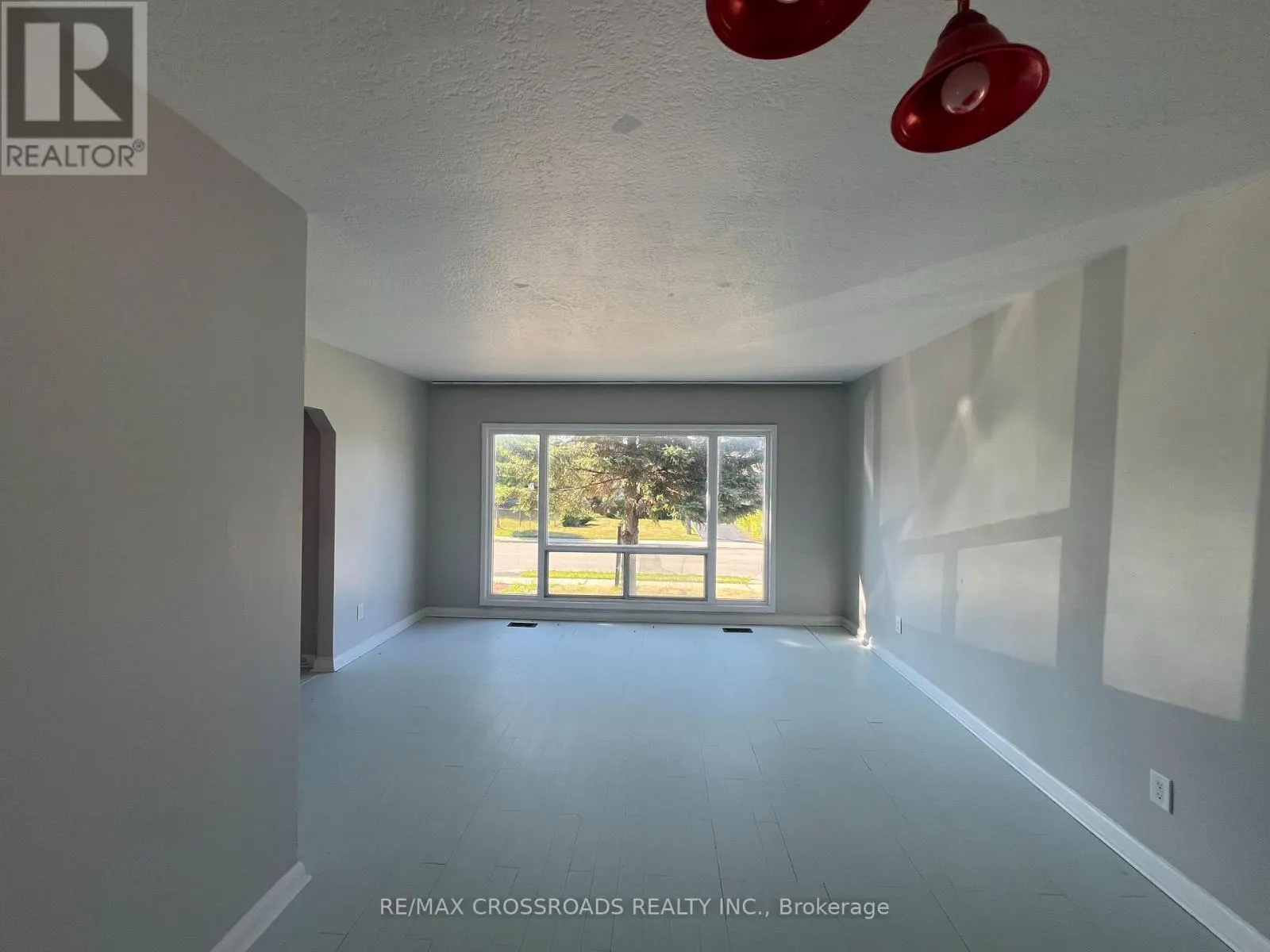 6 SEMINOLE AVENUE