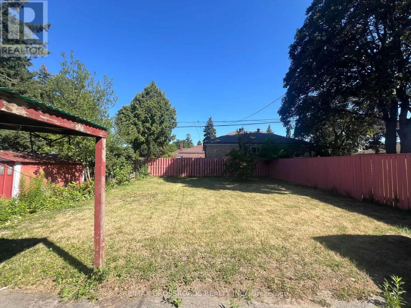 6 SEMINOLE AVENUE