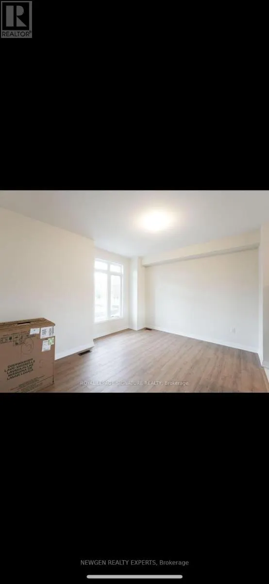 24 COOTE COURT E