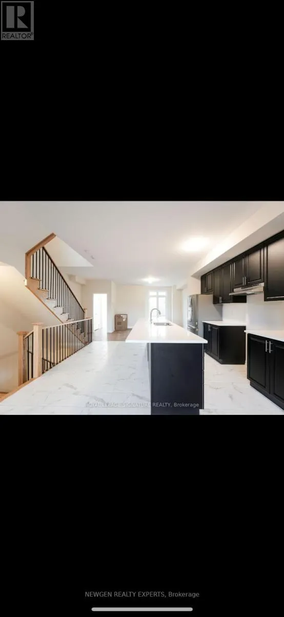 24 COOTE COURT E