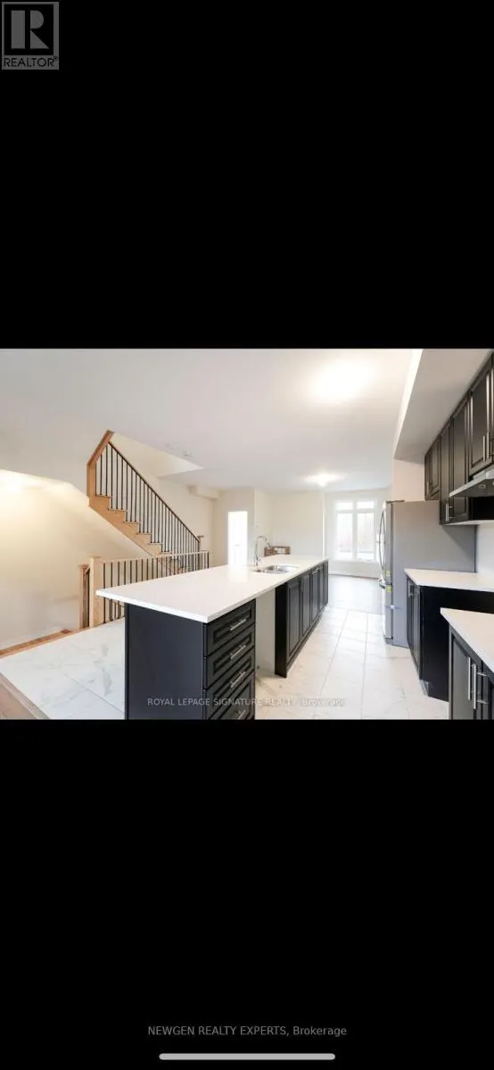 24 COOTE COURT E