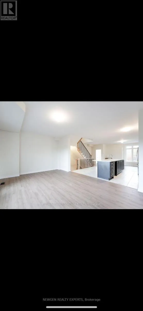 24 COOTE COURT E