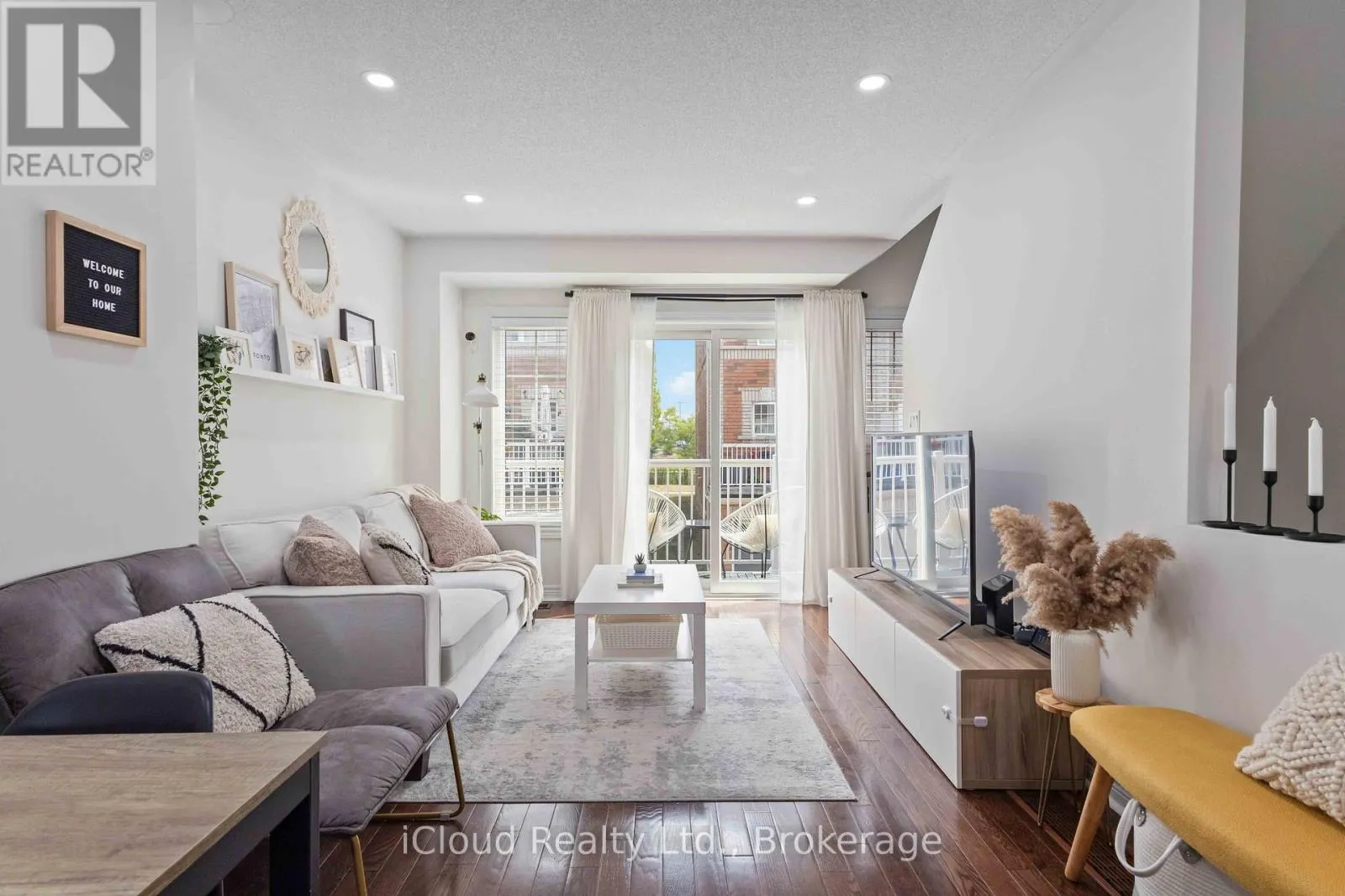 12 COOPERAGE LANE