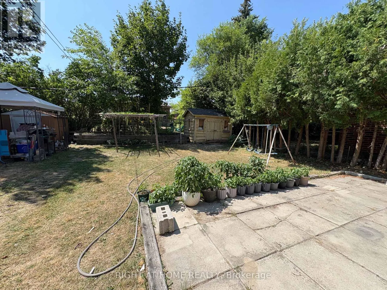 932 MIDLAND AVENUE