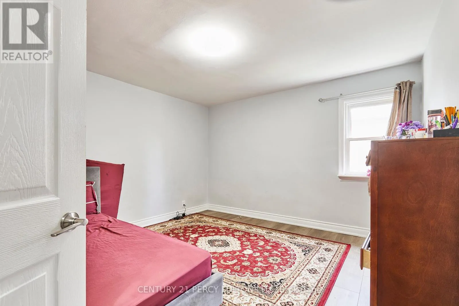 132 OLD HARWOOD AVENUE