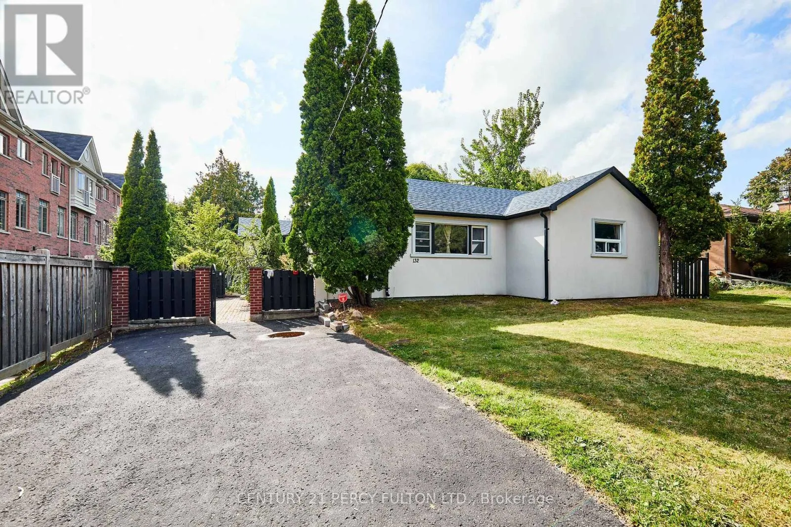 132 OLD HARWOOD AVENUE