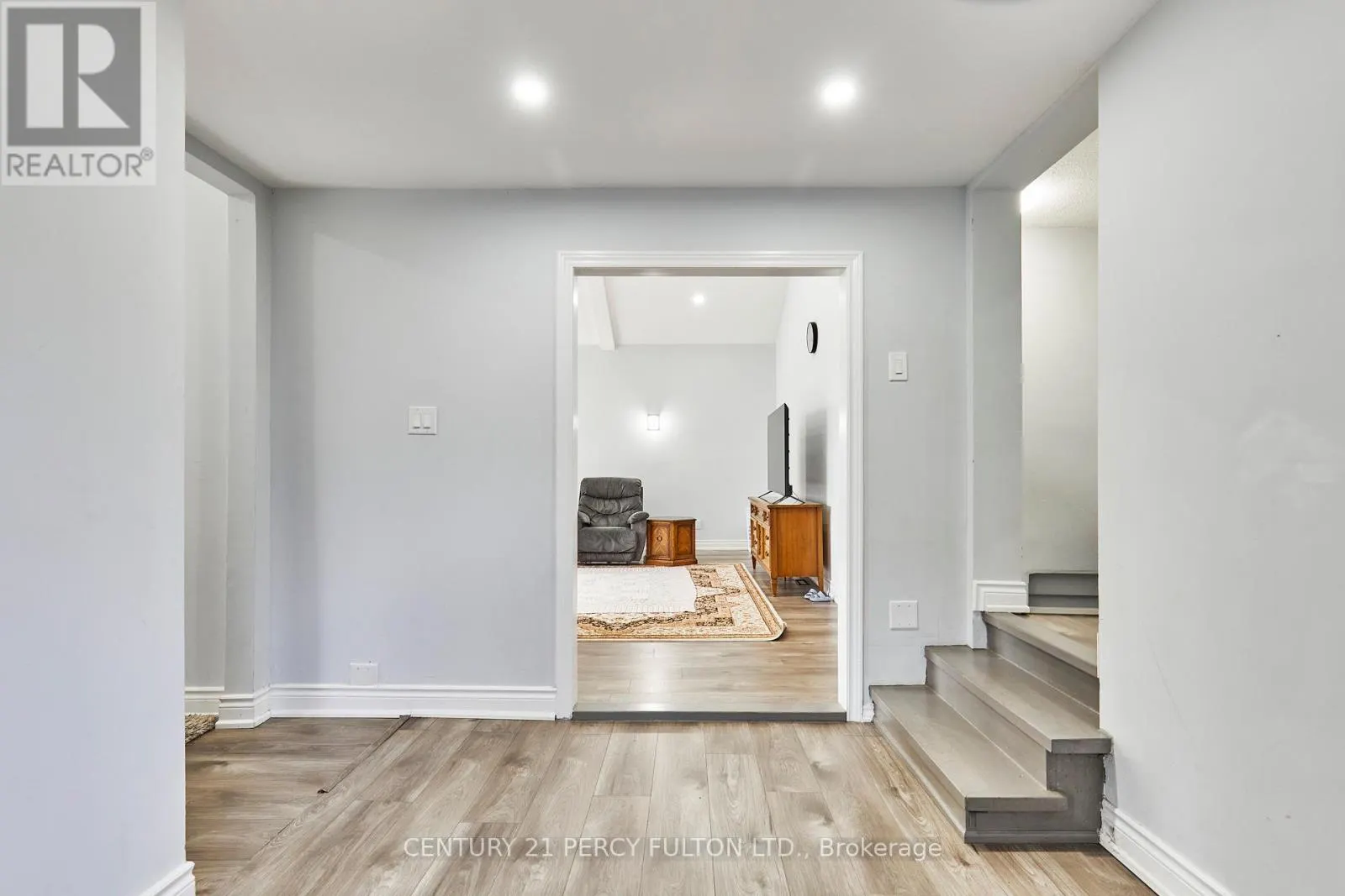 132 OLD HARWOOD AVENUE