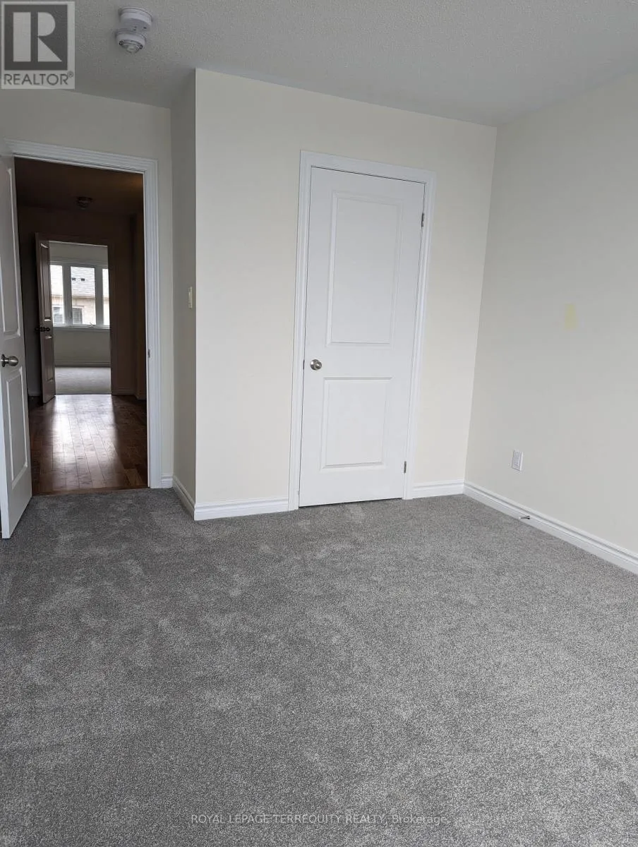 1125 MARATHON AVENUE