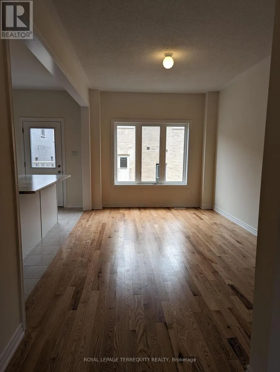 1125 MARATHON AVENUE