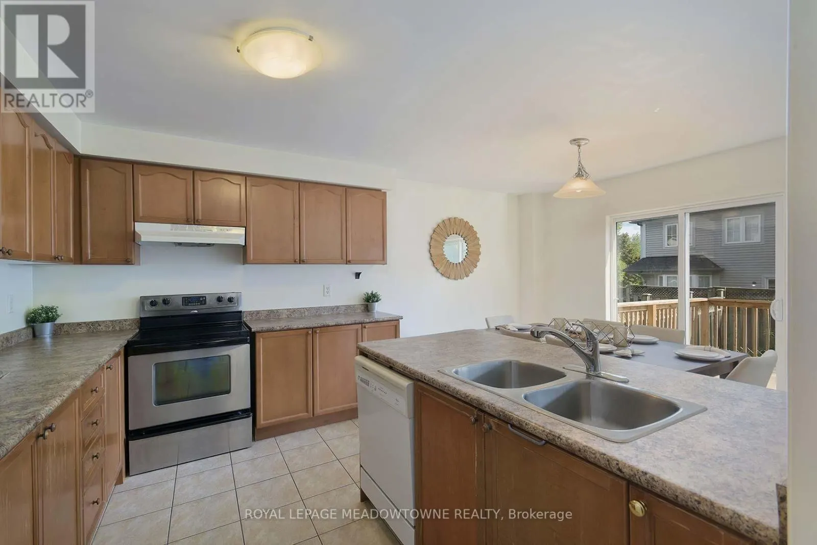 28 NORLAND CIRCLE
