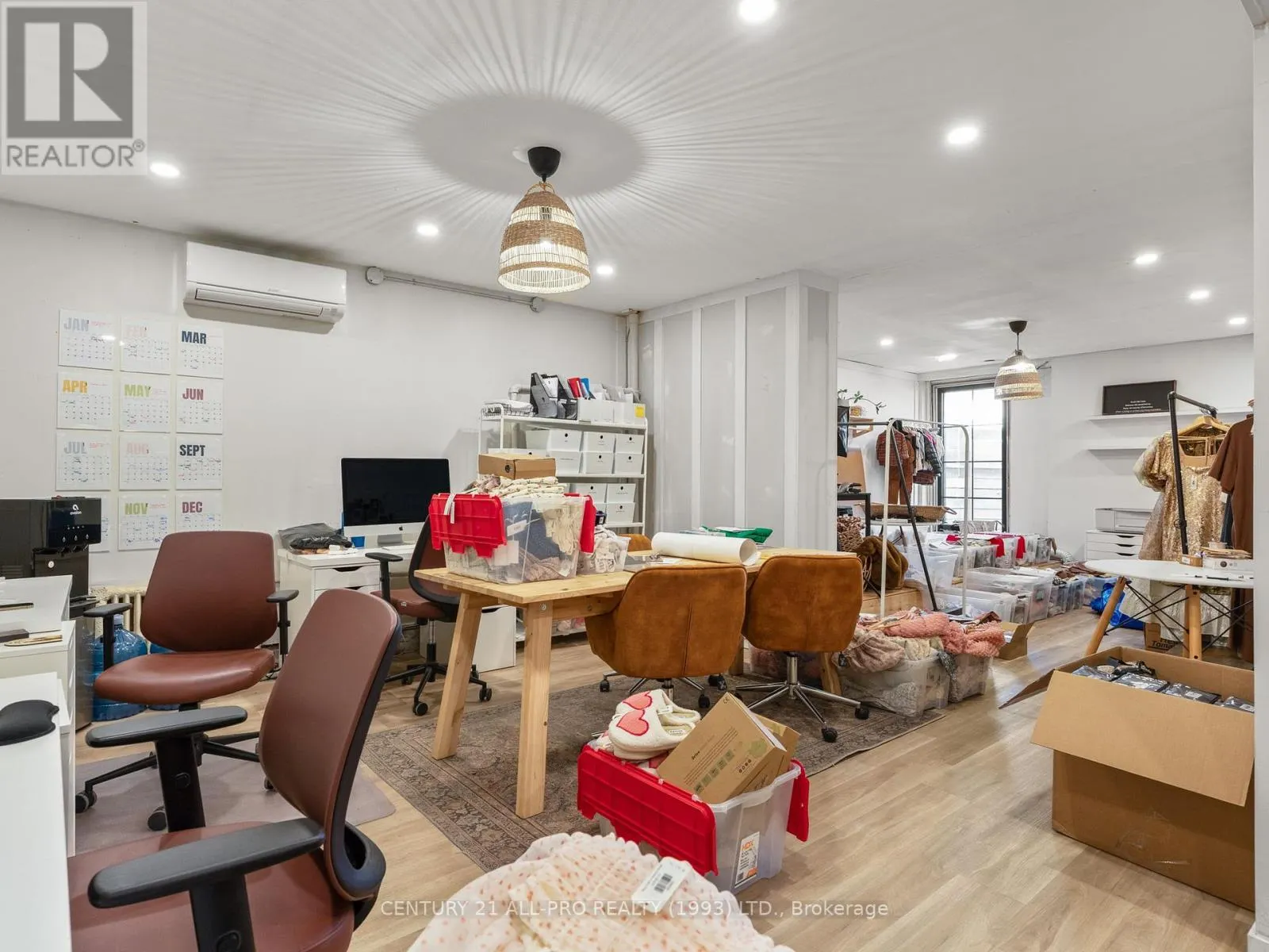 34 KING STREET W
