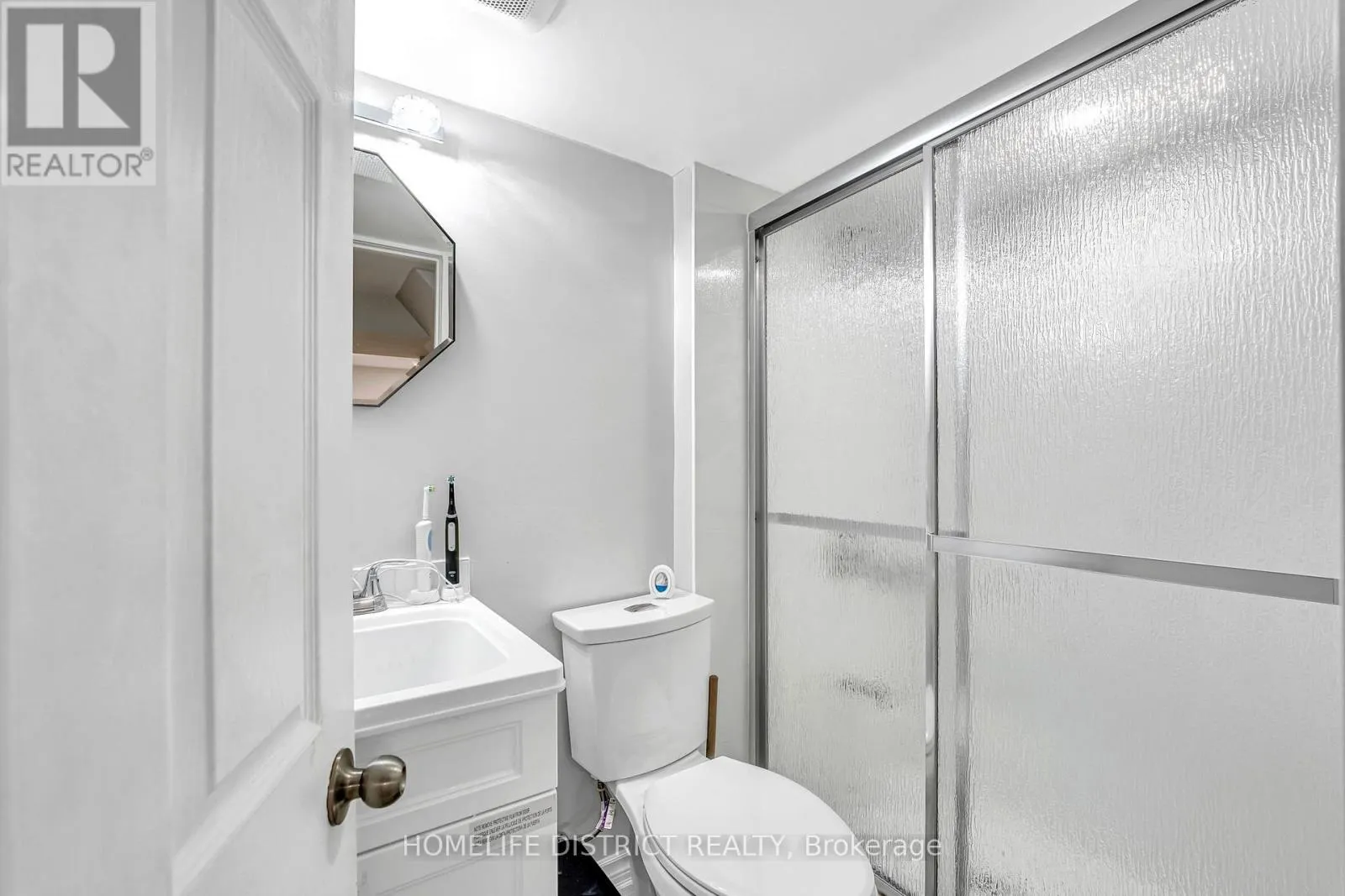 62 CHELWOOD ROAD