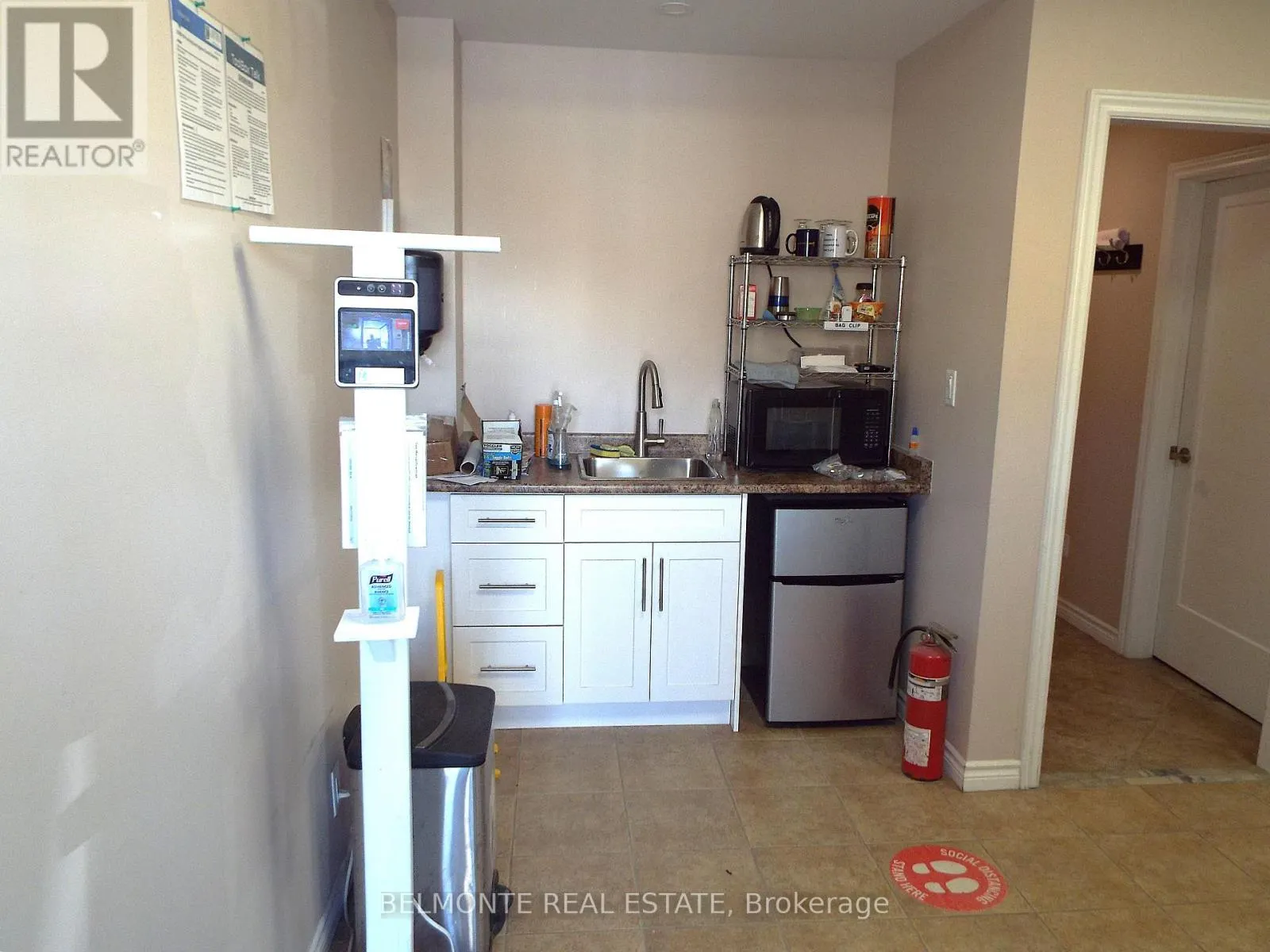30 - 1621 MCEWEN DRIVE, #30