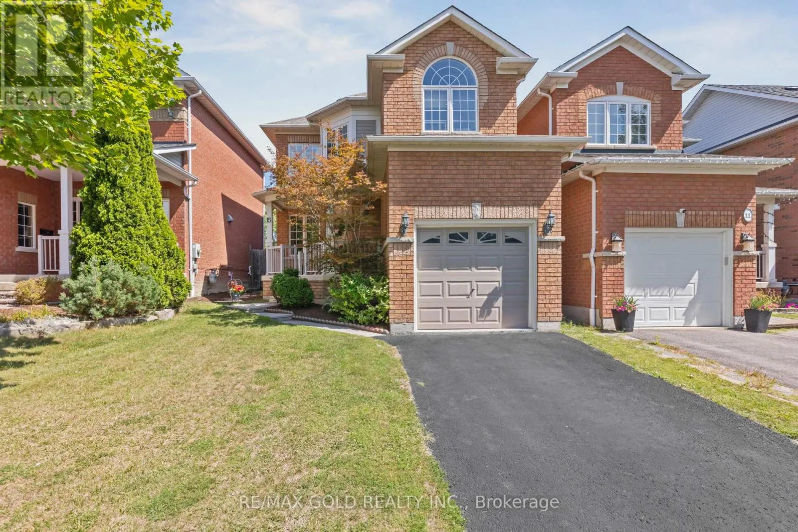 15 BLANCHARD COURT