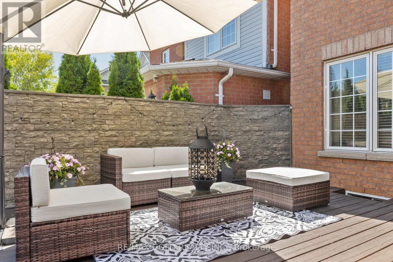 15 BLANCHARD COURT