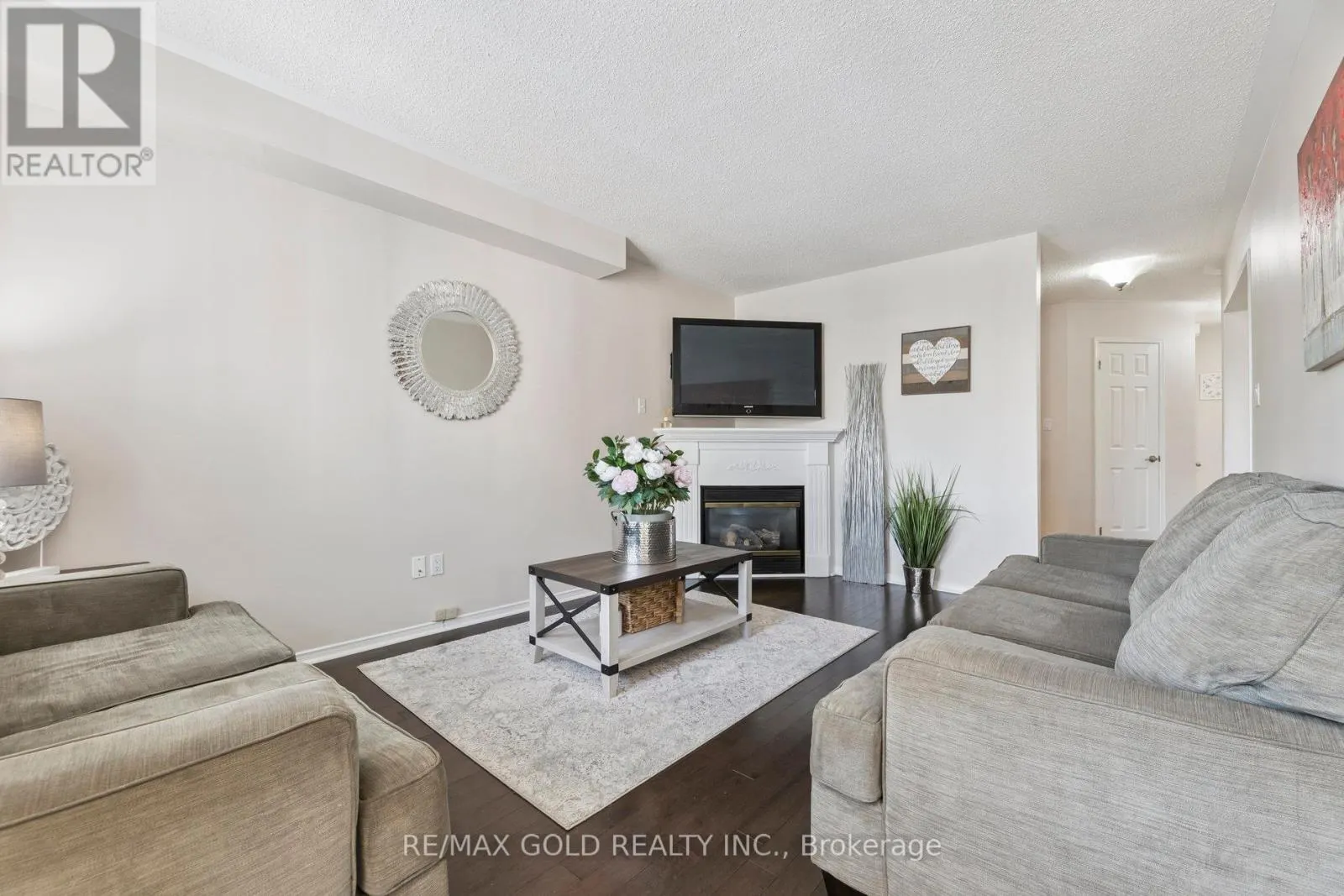 15 BLANCHARD COURT