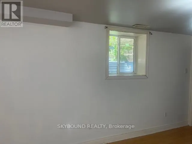 BSMT - 2037R DANFORTH AVENUE