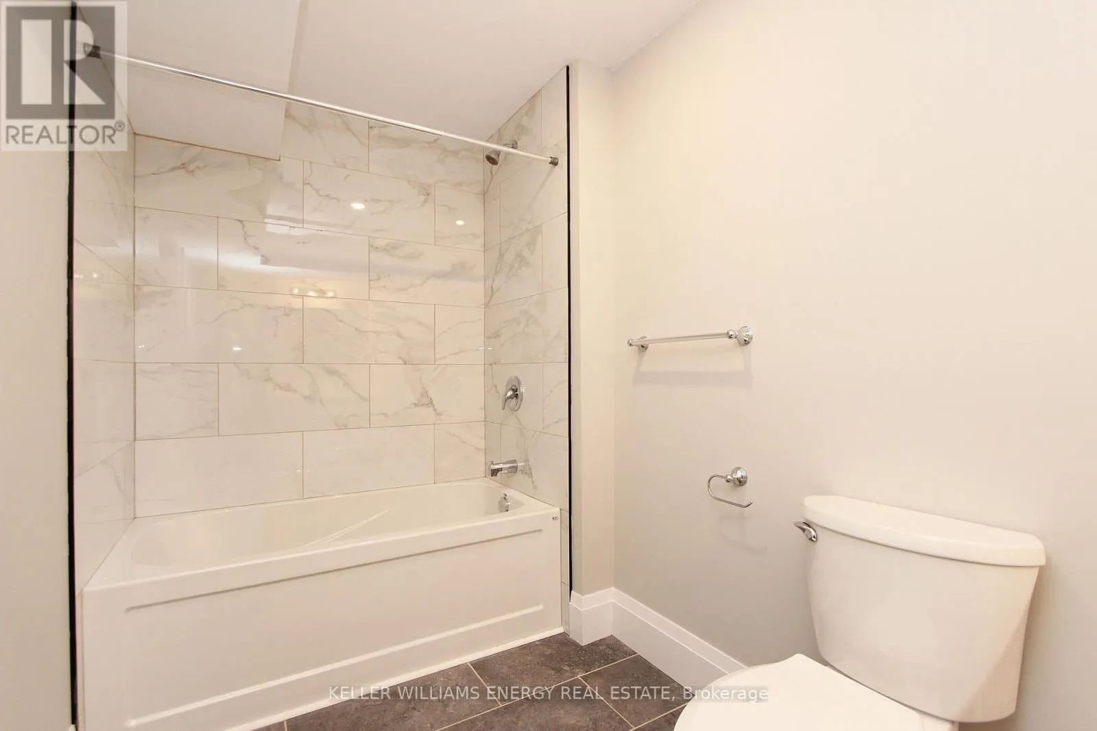 LOWER - 634 WILSON ROAD N, #Lower