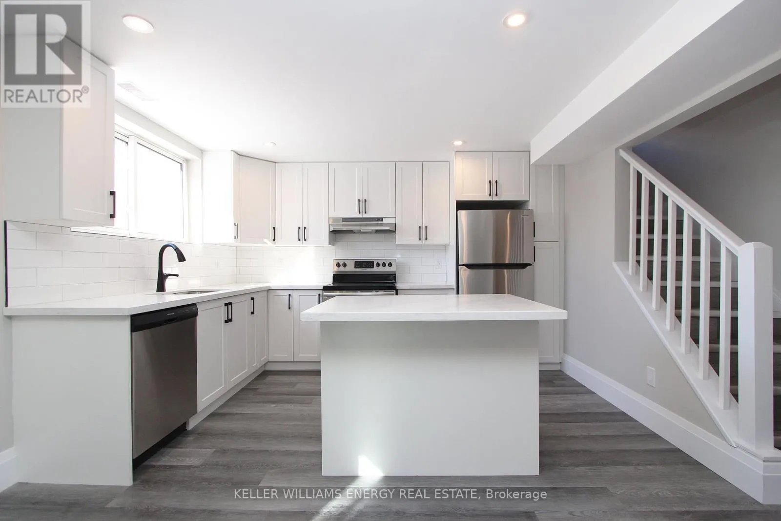 LOWER - 634 WILSON ROAD N, #Lower