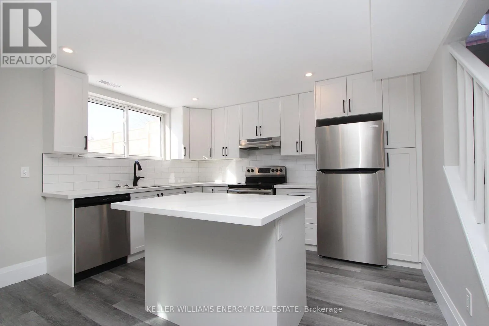 LOWER - 634 WILSON ROAD N, #Lower