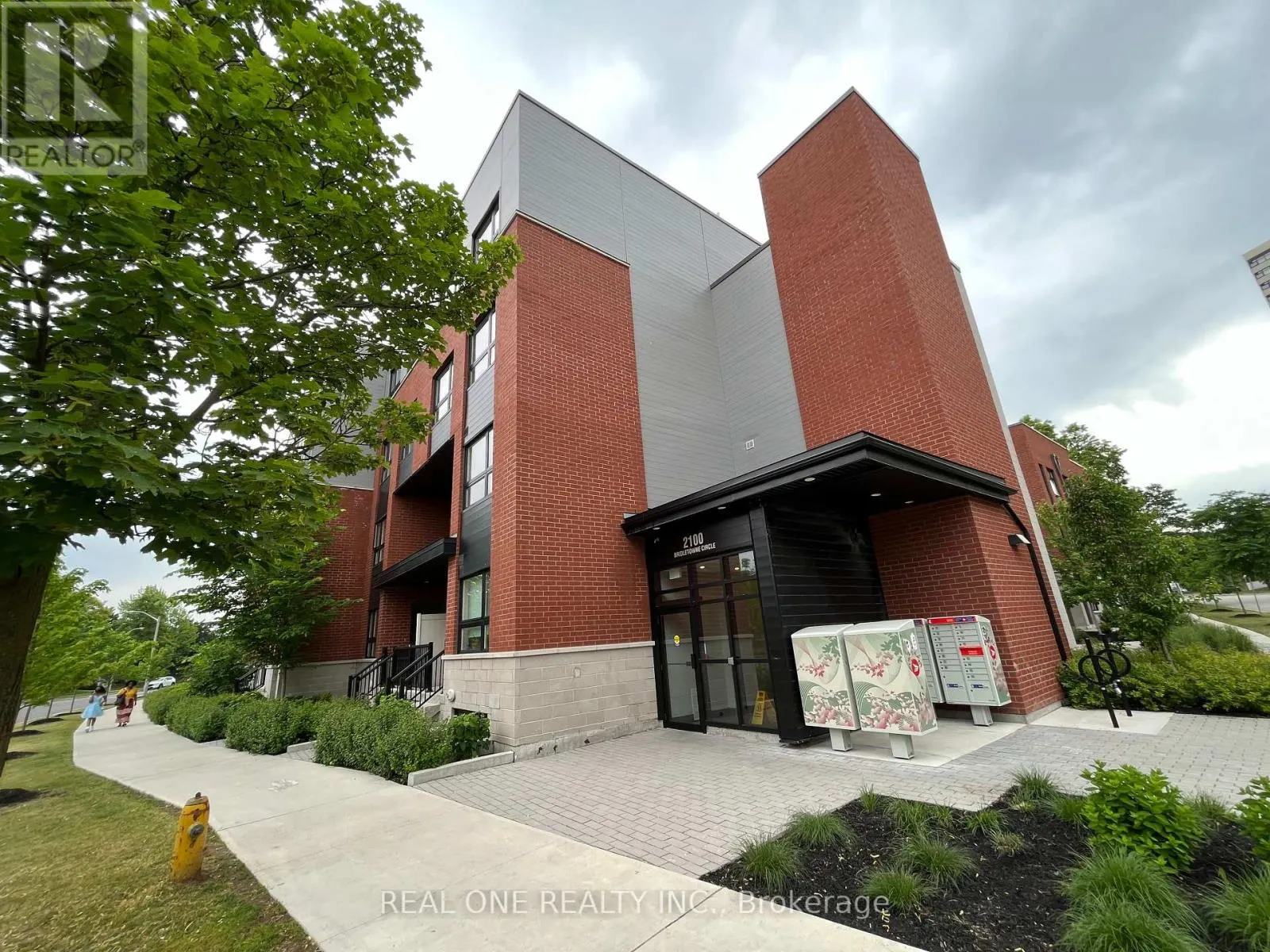 318 - 2100 BRIDLETOWNE CIRCLE