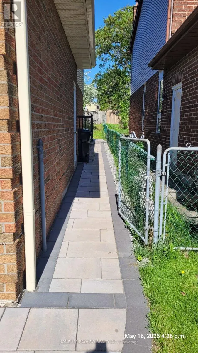 87 MOOREHOUSE DRIVE