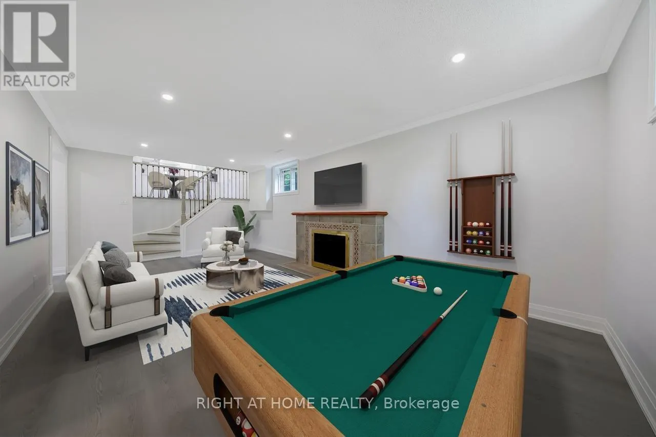 3 GLENDOWER CIRCUIT
