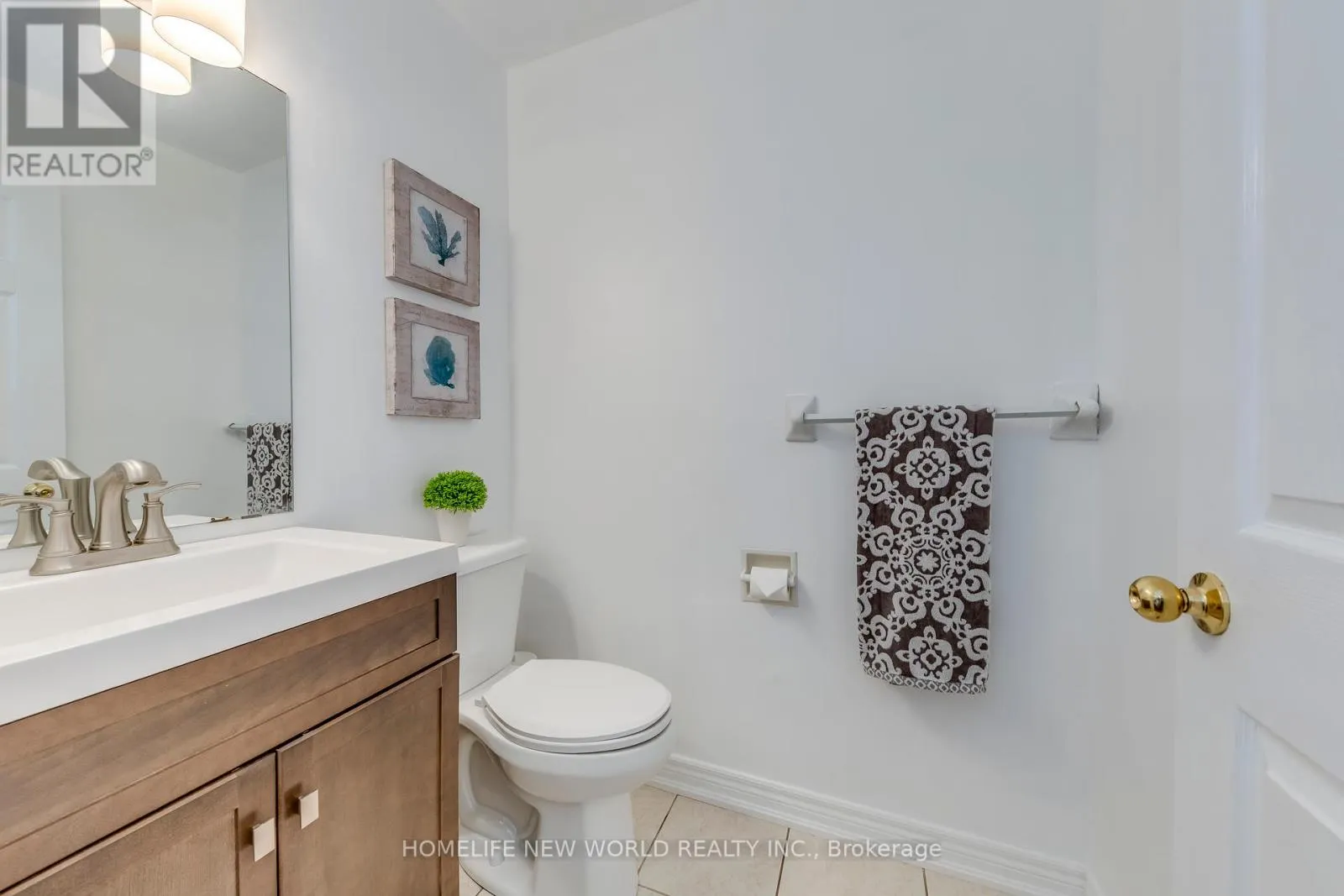 97 MCSWEENEY CRESCENT