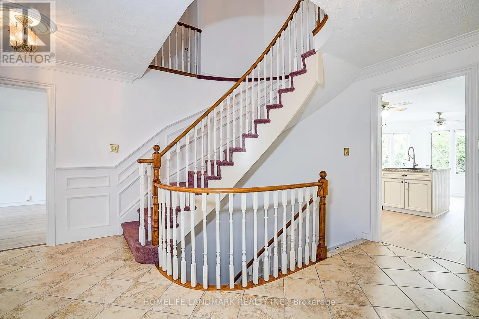 19 BRIDLE COURT