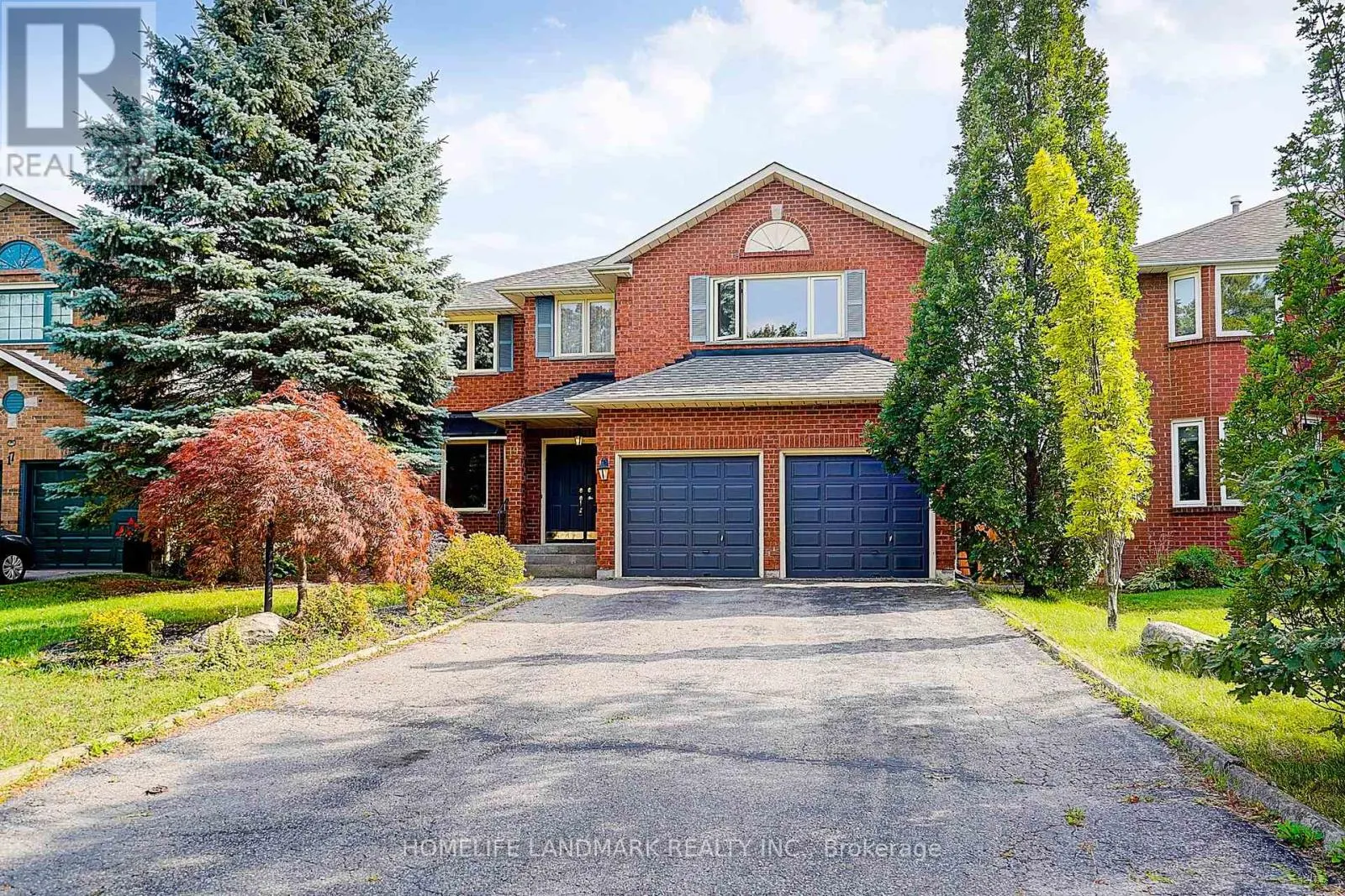 19 BRIDLE COURT