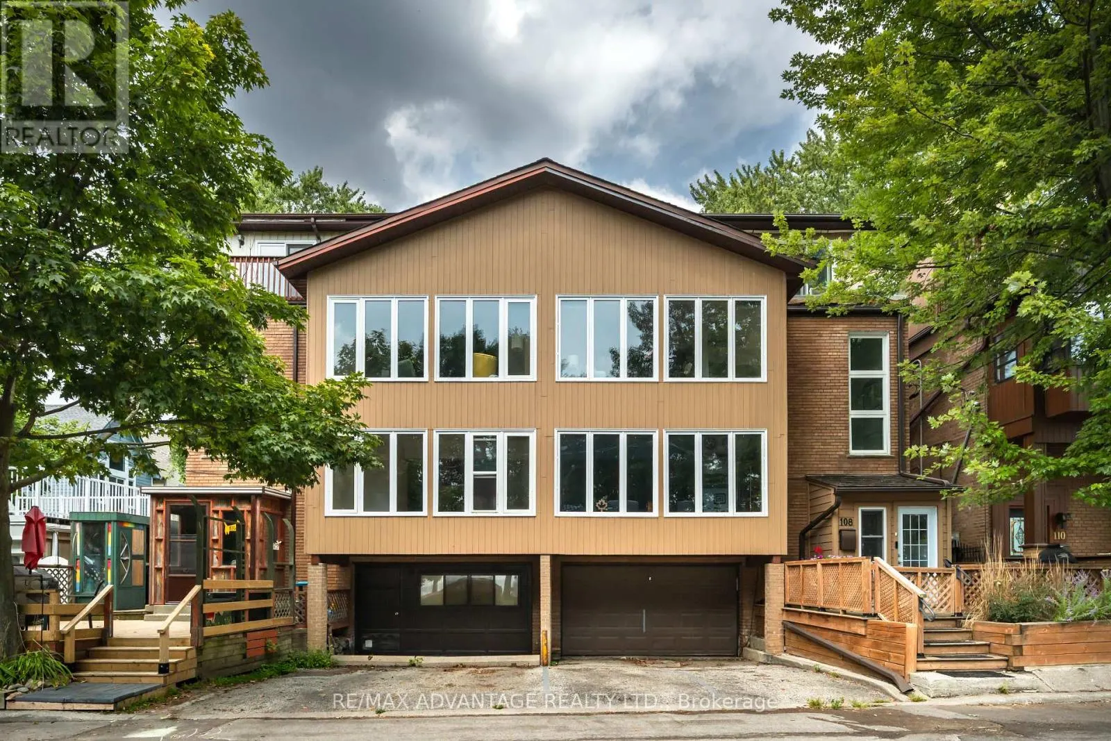 108 HUBBARD BOULEVARD
