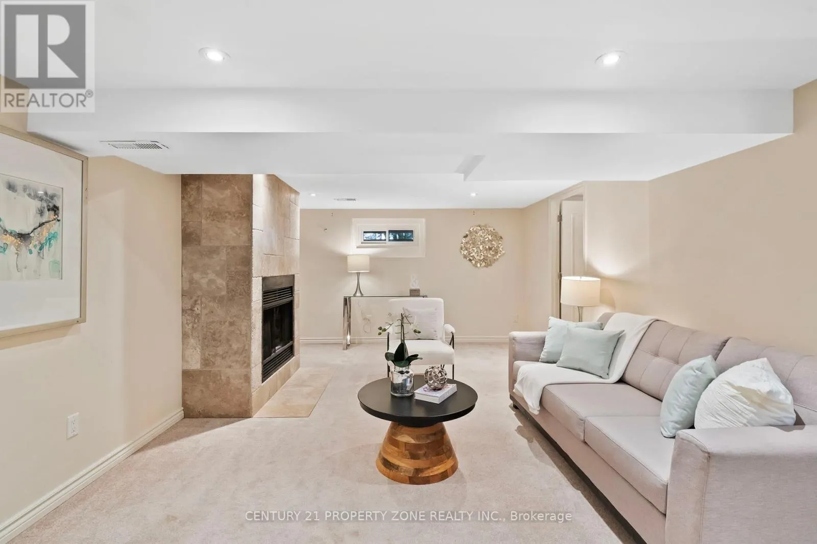 7 RODARICK DRIVE