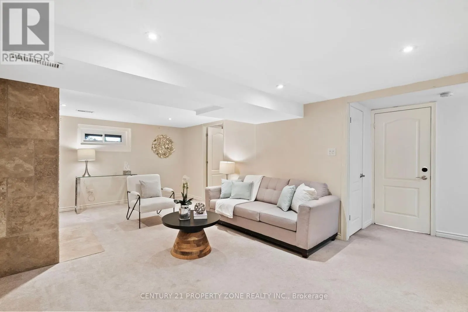 7 RODARICK DRIVE