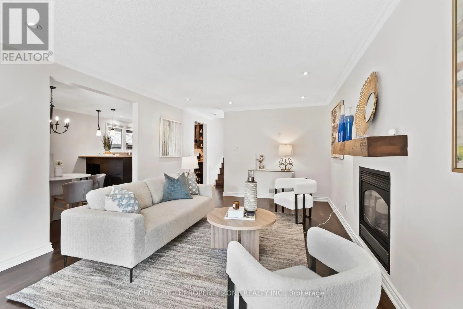 7 RODARICK DRIVE